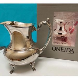 oneida silver plated pitcher 2 quarts